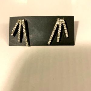 Triple arrow little stones beautiful earrings